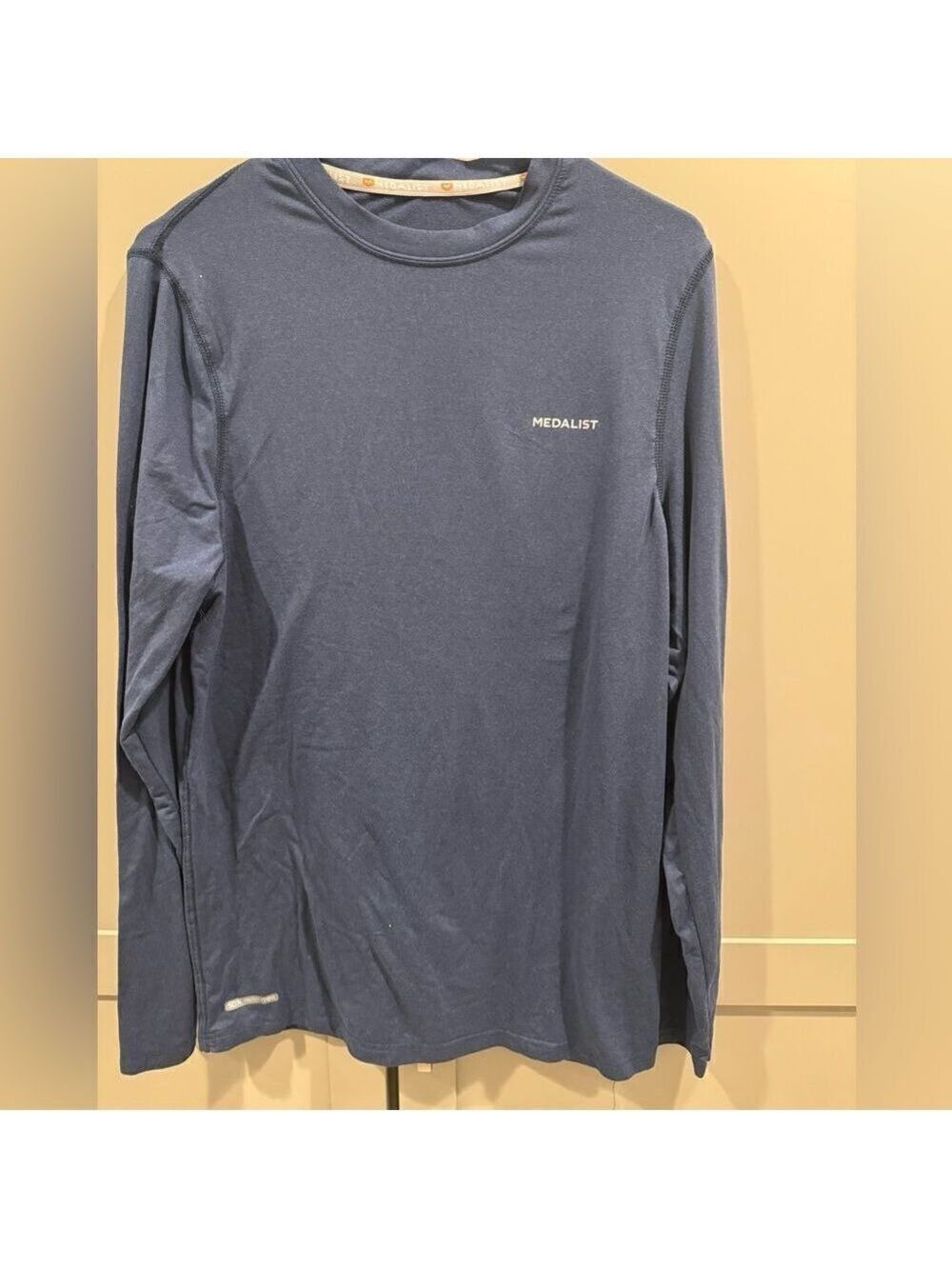 Medalist long sleeve shirt. Size medium.